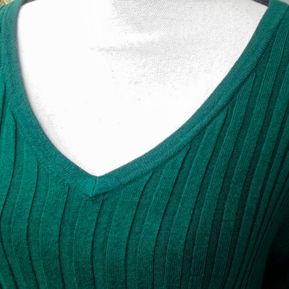 Liz Claiborne Emerald Green V Neck Sweater Size XXL - Picture 4 of 6
